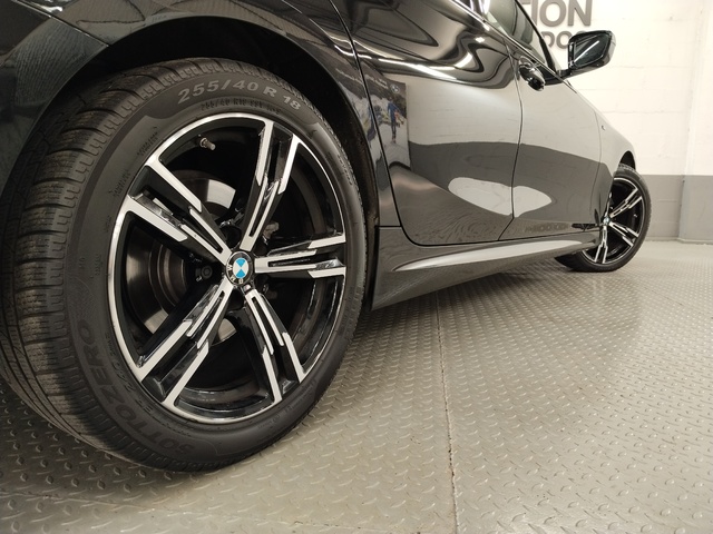 BMW Serie 3 320d Touring color Negro. Año 2023. 140KW(190CV). Híbrido Electro/Diesel. En concesionario Autoberón de La Rioja