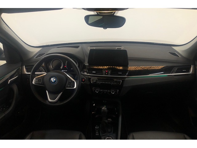 BMW X1 xDrive25e color Gris Plata. Año 2022. 162KW(220CV). Híbrido Electro/Gasolina. En concesionario Proa Premium Palma de Baleares