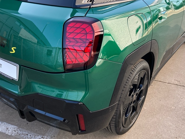 fotoG 11 del MINI MINI Aceman SE 160 kW (218 CV) 218cv Eléctrico del 2025 en León