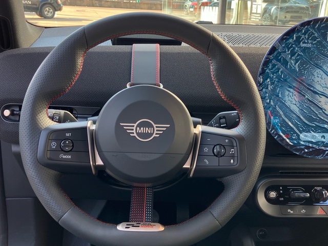 fotoG 17 del MINI MINI Aceman SE 160 kW (218 CV) 218cv Eléctrico del 2025 en León