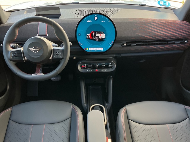 fotoG 6 del MINI MINI Aceman SE 160 kW (218 CV) 218cv Eléctrico del 2025 en León