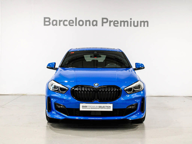 BMW Serie 1 118d color Azul. Año 2021. 110KW(150CV). Diésel. En concesionario Barcelona Premium -- GRAN VIA de Barcelona