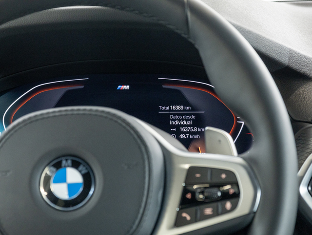BMW X4 xDrive20d color Negro. Año 2025. 140KW(190CV). Diésel. En concesionario Oliva Motor Girona de Girona