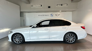 Fotos de BMW Serie 3 320d color Blanco. Año 2022. 140KW(190CV). Diésel. En concesionario BYmyCAR Madrid - Alcalá de Madrid