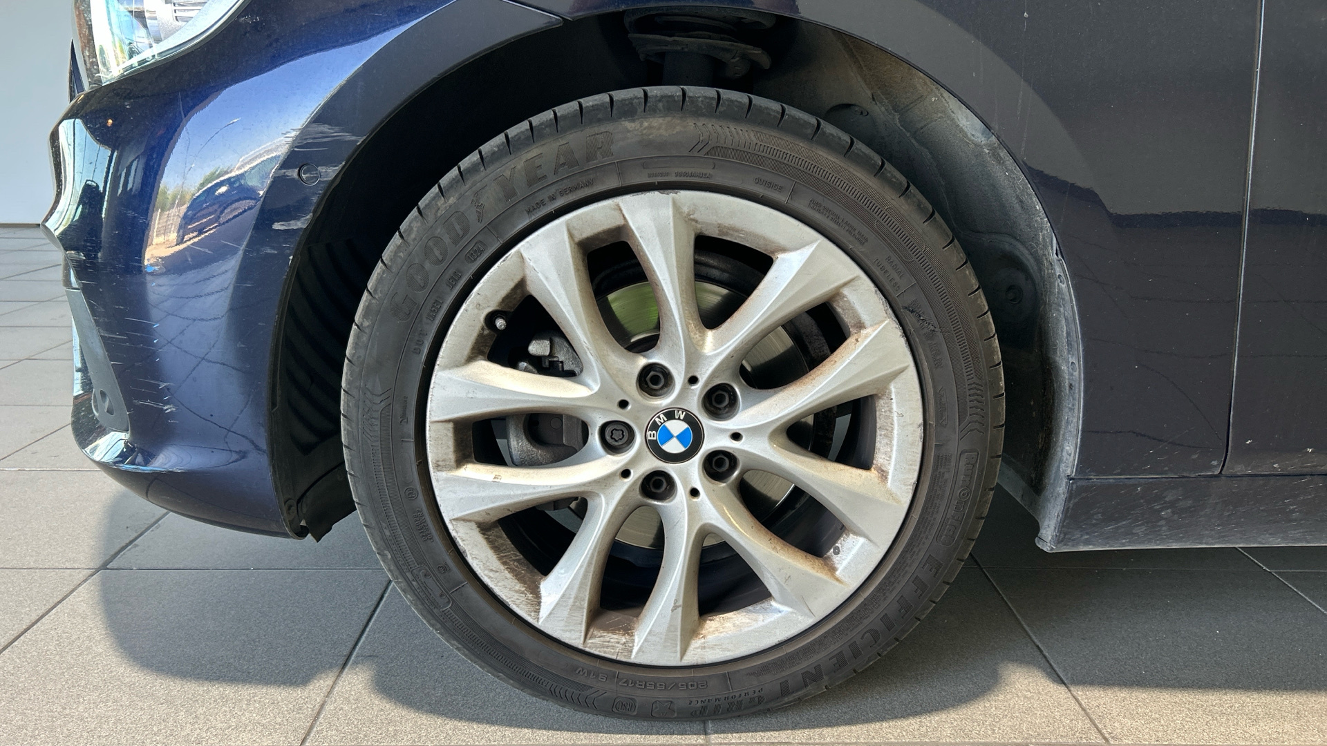 BMW Serie 2 218d Active Tourer color Azul. Año 2017. 110KW(150CV). Diésel. En concesionario BYmyCAR Madrid - Alcalá de Madrid