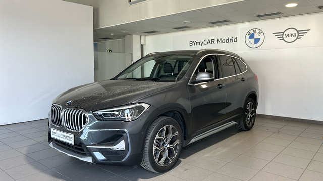BMW X1 xDrive18d color Gris. Año 2020. 110KW(150CV). Diésel. En concesionario BYmyCAR Madrid - Alcalá de Madrid