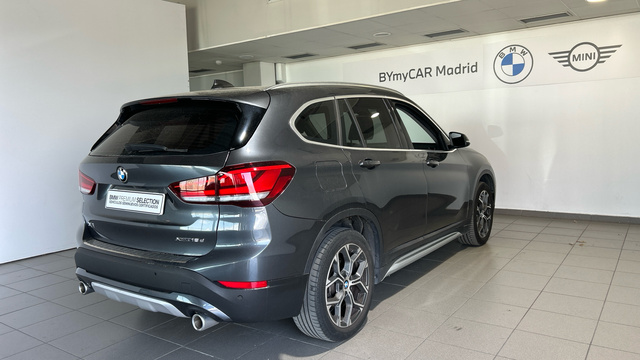 BMW X1 xDrive18d color Gris. Año 2020. 110KW(150CV). Diésel. En concesionario BYmyCAR Madrid - Alcalá de Madrid