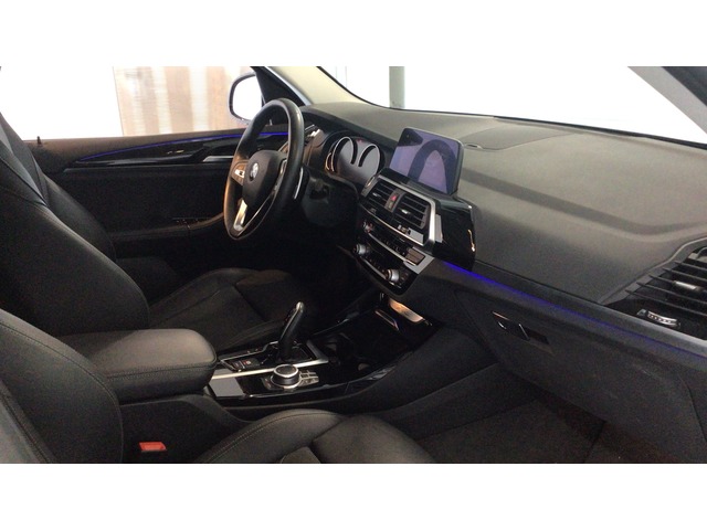 BMW X3 xDrive20d color Gris. Año 2021. 140KW(190CV). Diésel. En concesionario BYmyCAR Madrid - Algete de Madrid