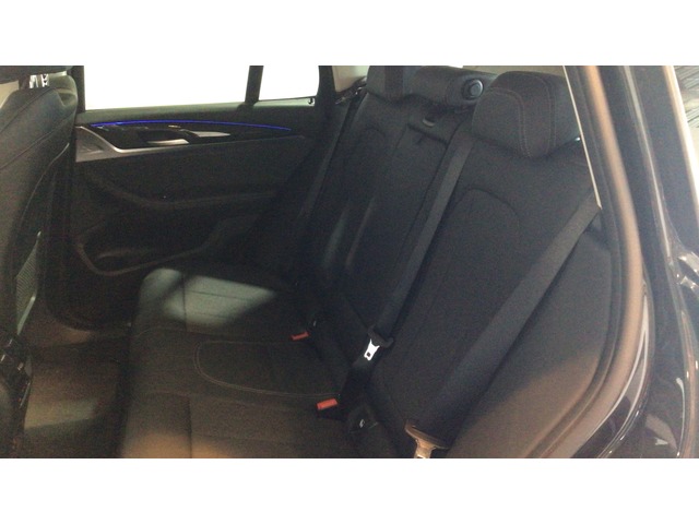 BMW X3 xDrive20d color Gris. Año 2021. 140KW(190CV). Diésel. En concesionario BYmyCAR Madrid - Algete de Madrid