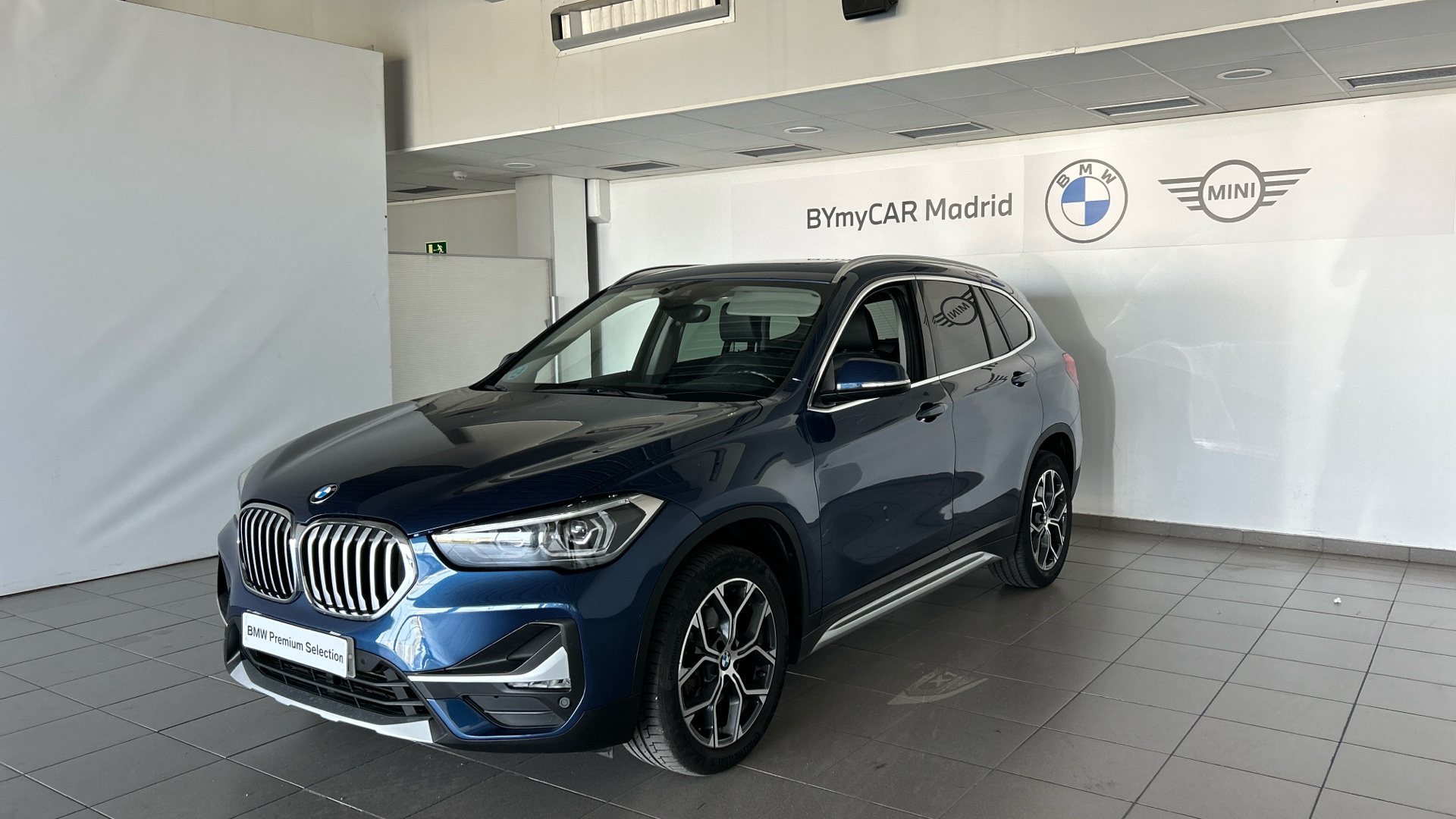 BMW X1 sDrive18d color Naranja. Año 2021. 110KW(150CV). Diésel. En concesionario BYmyCAR Madrid - Alcalá de Madrid