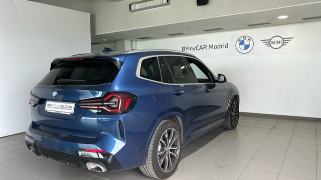 BMW X3 xDrive30d color Azul. Año 2022. 210KW(286CV). Diésel. En concesionario BYmyCAR Madrid - Alcalá de Madrid