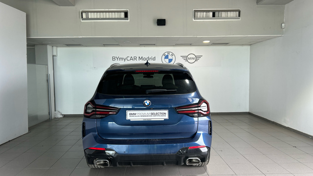 BMW X3 xDrive30d color Azul. Año 2022. 210KW(286CV). Diésel. En concesionario BYmyCAR Madrid - Alcalá de Madrid