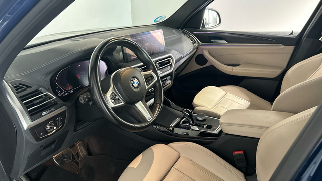 BMW X3 xDrive30d color Azul. Año 2022. 210KW(286CV). Diésel. En concesionario BYmyCAR Madrid - Alcalá de Madrid