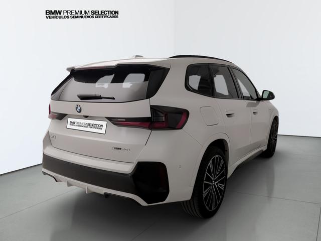 BMW X1 sDrive20i color Blanco. Año 2023. 125KW(170CV). Gasolina. En concesionario Automotor Premium Marbella - Málaga de Málaga