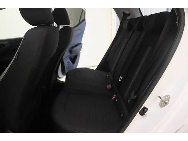 Hyundai i10 1.0 - 8