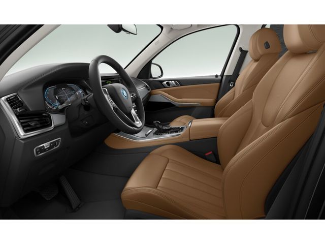BMW X5 xDrive45e color Gris. Año 2022. 290KW(394CV). Híbrido Electro/Gasolina. En concesionario Caetano Cuzco, Alcalá de Madrid