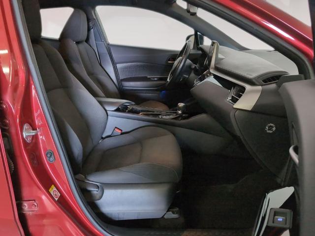 Toyota C-HR 1.8 125H Advance 90 kW (122 CV)