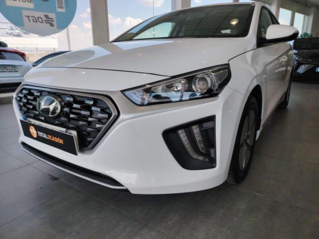 Hyundai Ioniq 1.6 GDI HEV Klass DCT 104 kW (141 CV)
