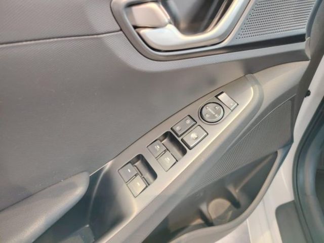 Hyundai Ioniq 1.6 GDI HEV Klass DCT 104 kW (141 CV)