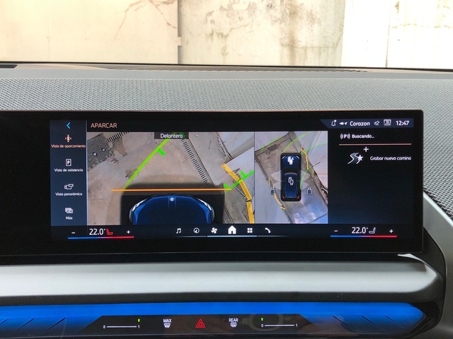 BMW X3 xDrive20d color Azul. Año 2024. 145KW(197CV). Diésel. En concesionario Movilnorte El Plantio de Madrid