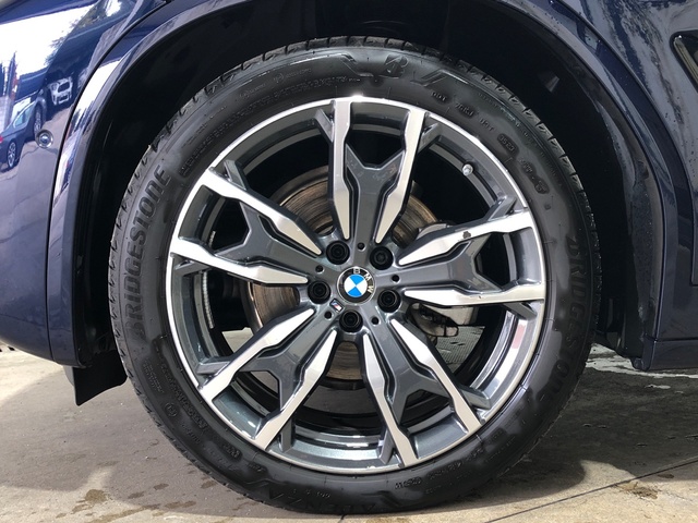 BMW X4 xDrive20d color Azul. Año 2024. 140KW(190CV). Diésel. En concesionario Movilnorte El Plantio de Madrid