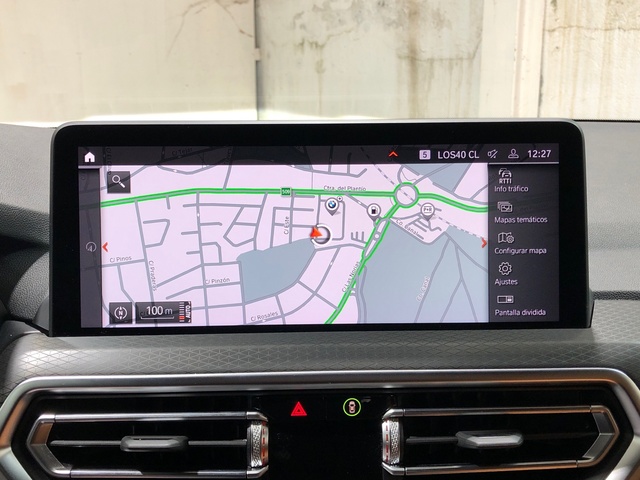 BMW X4 xDrive20d color Azul. Año 2024. 140KW(190CV). Diésel. En concesionario Movilnorte El Plantio de Madrid