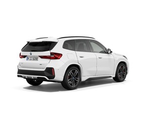 Fotos de BMW X1 xDrive25e color Blanco. Año 2024. 180KW(245CV). Híbrido Electro/Gasolina. En concesionario Movilnorte El Plantio de Madrid