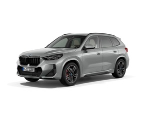 Fotos de BMW X1 xDrive30e color Gris Plata. Año 2024. 240KW(326CV). Híbrido Electro/Gasolina. En concesionario Movilnorte El Plantio de Madrid