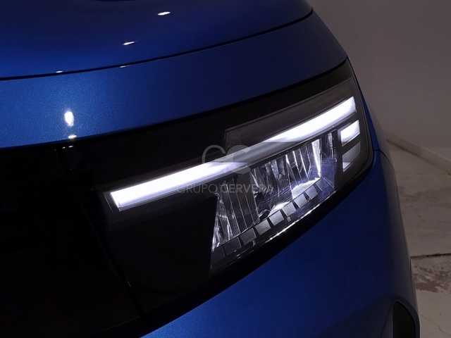 Foto 12 Opel Frontera 1.2T XHT Hybrid eDCT6 GS 107 kW (146 CV)