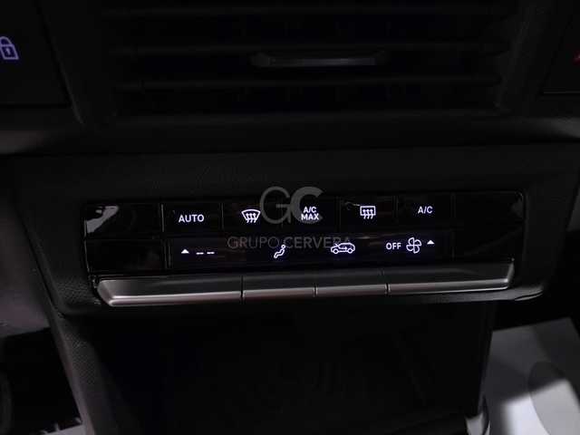 Foto 23 Opel Frontera 1.2T XHT Hybrid eDCT6 GS 107 kW (146 CV)