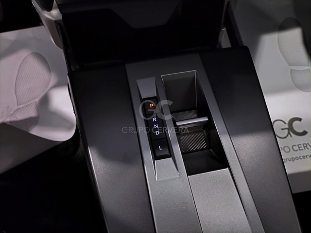 Foto 24 Opel Frontera 1.2T XHT Hybrid eDCT6 GS 107 kW (146 CV)