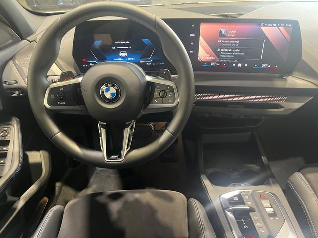 BMW Serie 1 120d color Blanco. Año 2025. 120KW(163CV). Diésel. En concesionario Motor Munich - Terrassa - VO de Barcelona