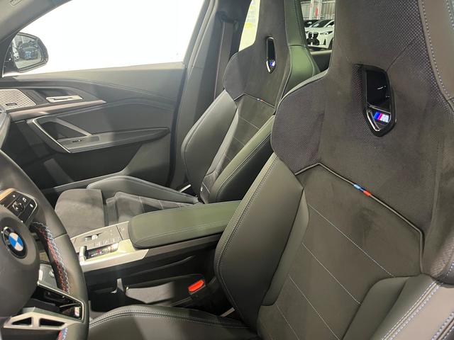 BMW X2 M35i color Azul. Año 2025. 221KW(300CV). Gasolina. En concesionario Motor Munich - Terrassa - VO de Barcelona