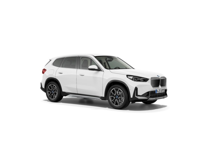 BMW iX1 eDrive20 color Blanco. Año 2025. 150KW(204CV). Eléctrico. En concesionario Motor Munich - Terrassa - VO de Barcelona
