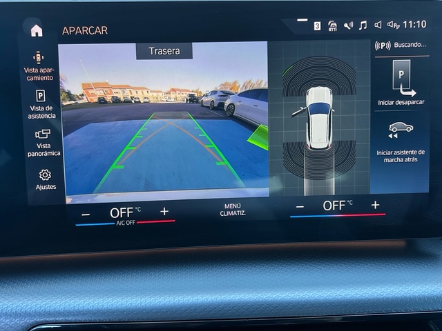 BMW X1 sDrive18d color Blanco. Año 2023. 110KW(150CV). Diésel. En concesionario Grünblau Motor (Bmw y Mini) de Cantabria