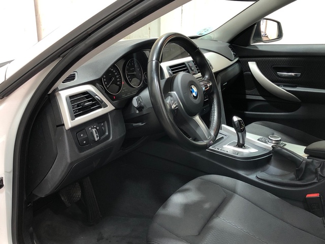 BMW Serie 4 420i Gran Coupe color Blanco. Año 2020. 135KW(184CV). Gasolina. En concesionario Movilnorte El Plantio de Madrid