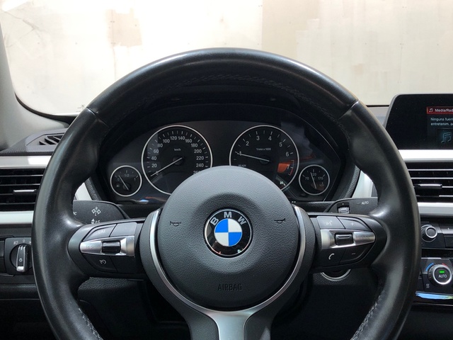 BMW Serie 4 420i Gran Coupe color Blanco. Año 2020. 135KW(184CV). Gasolina. En concesionario Movilnorte El Plantio de Madrid
