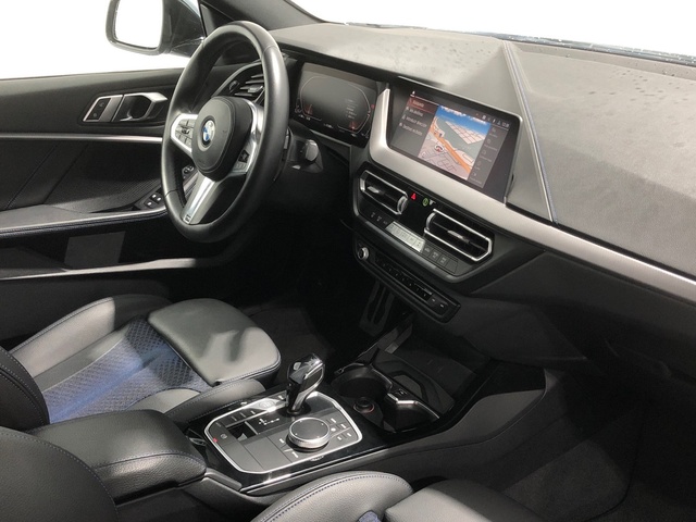 BMW Serie 2 220d Gran Coupe color Gris. Año 2021. 140KW(190CV). Diésel. En concesionario Auto Premier, S.A. - MADRID de Madrid