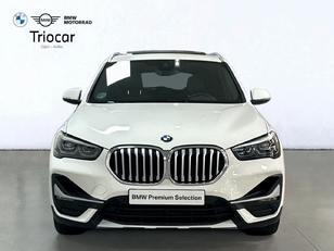 Fotos de BMW X1 sDrive18d color Blanco. Año 2021. 110KW(150CV). Diésel. En concesionario Triocar Gijón (Bmw y Mini) de Asturias