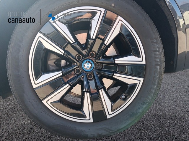 BMW iX3 M Sport color Gris. Año 2022. 210KW(286CV). Eléctrico. En concesionario TACO de Sta. C. Tenerife