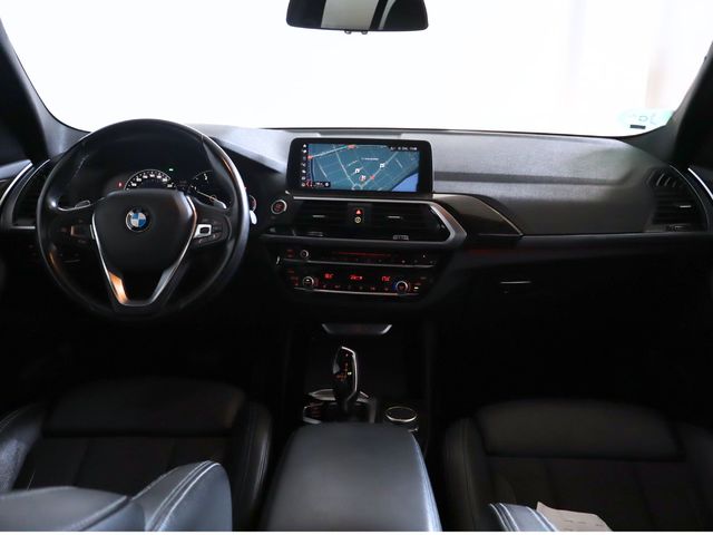 BMW X3 xDrive20d color Blanco. Año 2019. 140KW(190CV). Diésel. En concesionario Pruna Motor, S.L de Barcelona