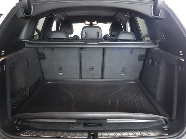 BMW X3 xDrive20d color Blanco. Año 2019. 140KW(190CV). Diésel. En concesionario Pruna Motor, S.L de Barcelona