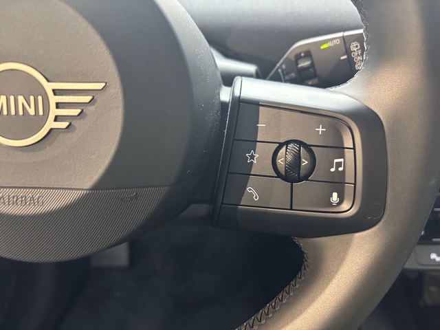 fotoG 22 del MINI MINI Cooper SE 160 kW (218 CV) 218cv Eléctrico del 2025 en Tarragona