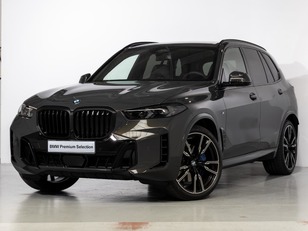 Fotos de BMW X5 xDrive30d color Marrón. Año 2025. 219KW(298CV). Diésel. En concesionario Oliva Motor Girona de Girona