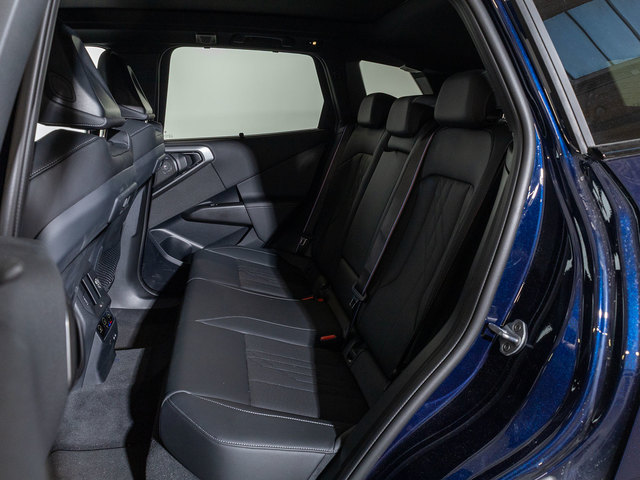 BMW X3 xDrive20d color Azul. Año 2025. 145KW(197CV). Diésel. En concesionario Oliva Motor Girona de Girona