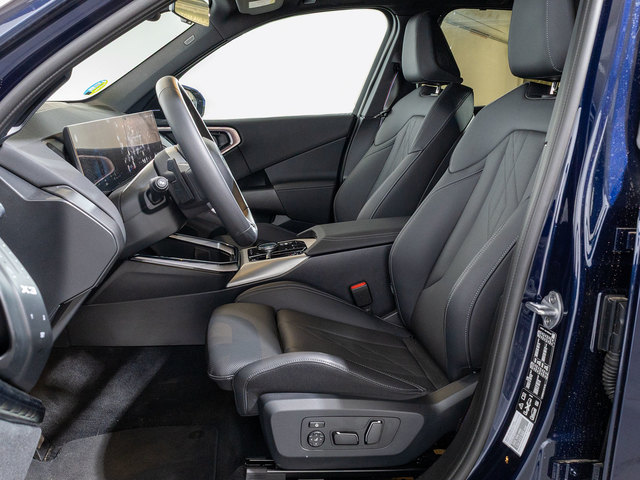 BMW X3 xDrive20d color Azul. Año 2025. 145KW(197CV). Diésel. En concesionario Oliva Motor Girona de Girona