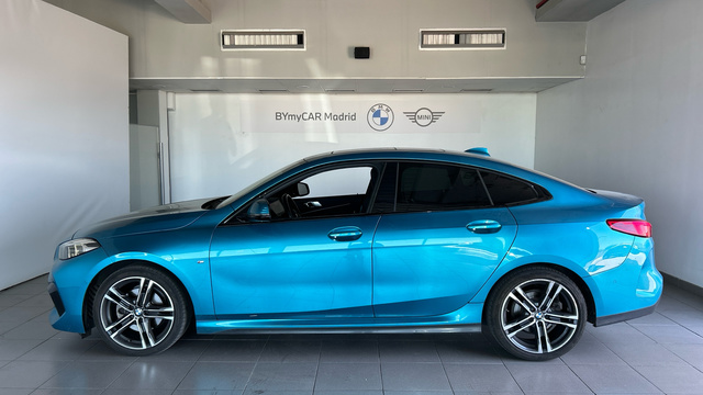 BMW Serie 2 218i Gran Coupe color Azul. Año 2021. 103KW(140CV). Gasolina. En concesionario BYmyCAR Madrid - Alcalá de Madrid