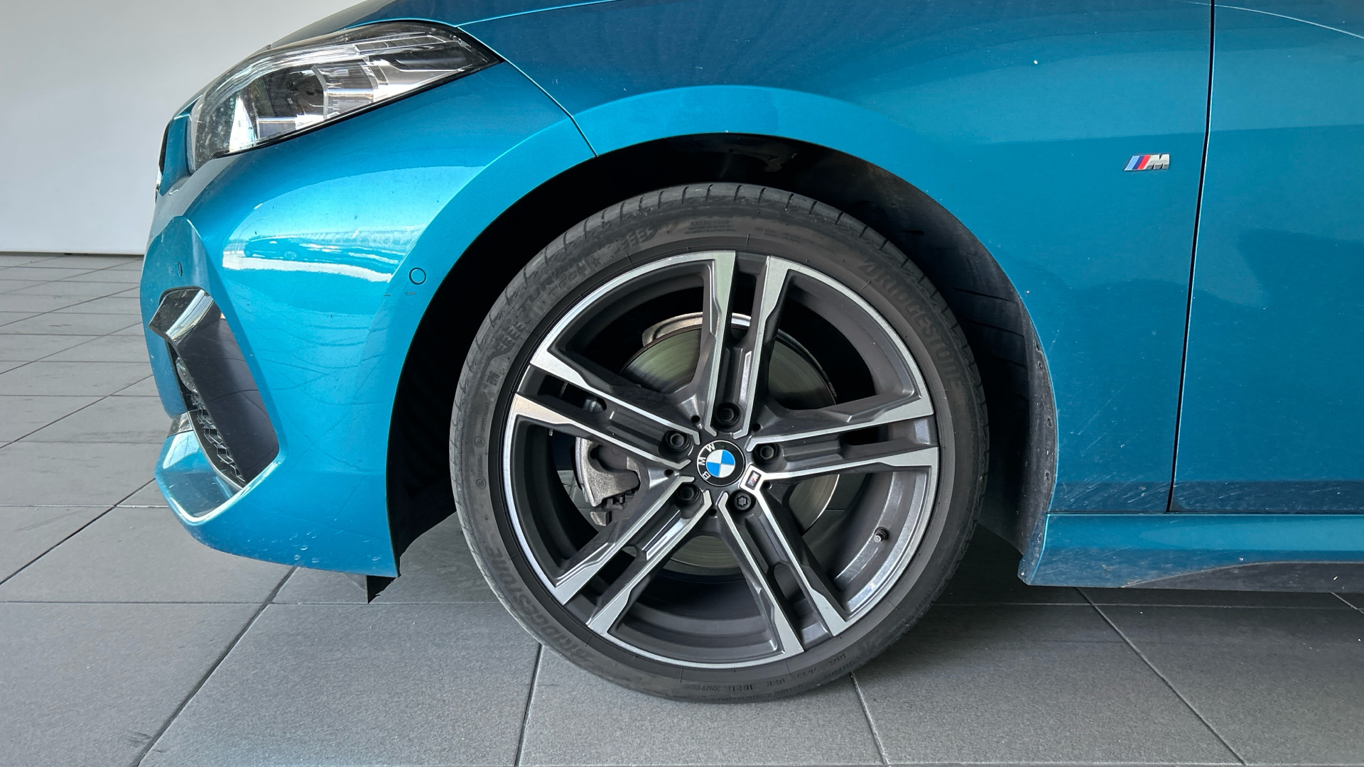 BMW Serie 2 218i Gran Coupe color Azul. Año 2021. 103KW(140CV). Gasolina. En concesionario BYmyCAR Madrid - Alcalá de Madrid