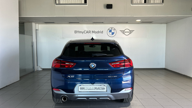 BMW X2 sDrive18i color Azul. Año 2018. 103KW(140CV). Gasolina. En concesionario BYmyCAR Madrid - Alcalá de Madrid