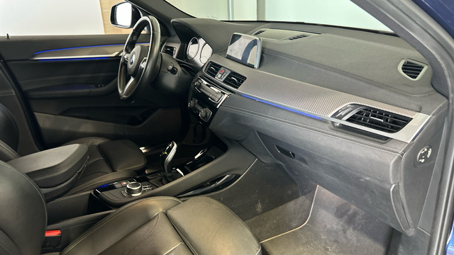 BMW X2 sDrive18i color Azul. Año 2018. 103KW(140CV). Gasolina. En concesionario BYmyCAR Madrid - Alcalá de Madrid